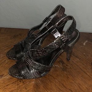 Inc short heel snake print shoes
